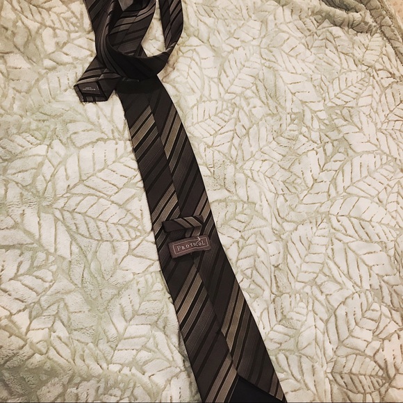 Robert Talbot - Protocol neck tie - Picture 6 of 8